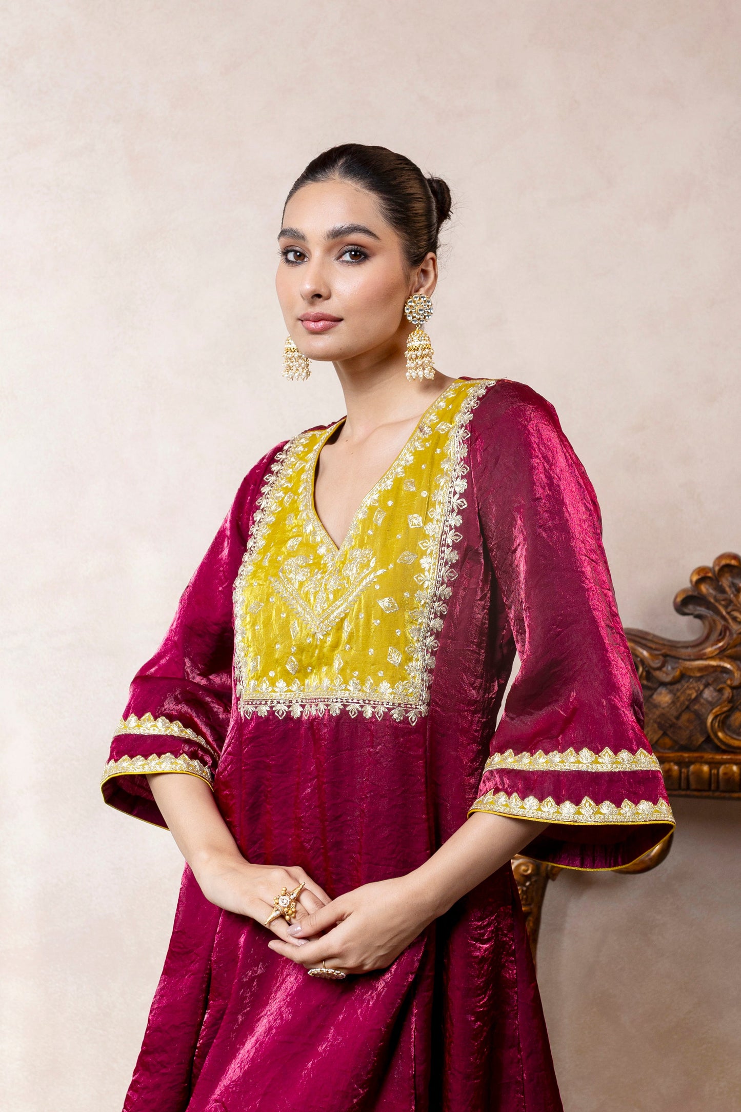 ZARREEN CHOGA SUIT SET
