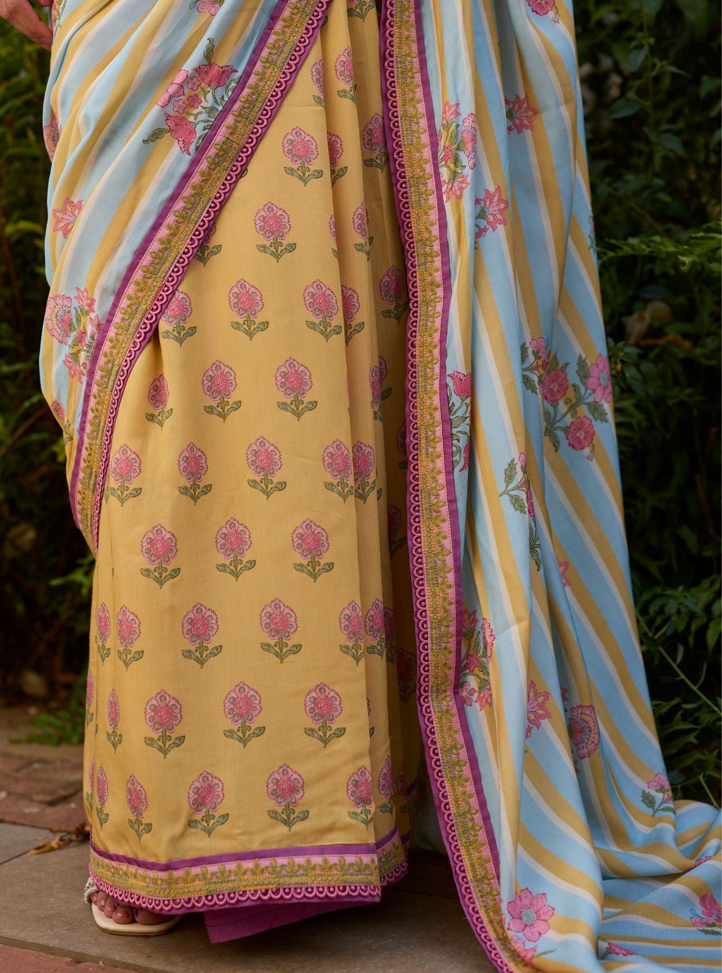 Rava Lawn Printed Yellow Saree