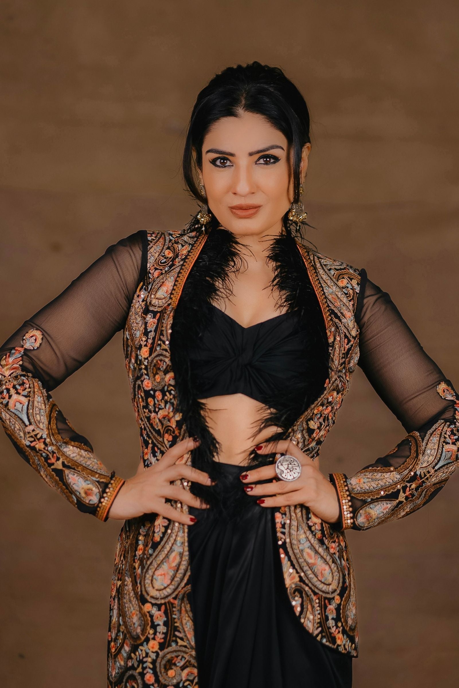 Women's Embroidered Black Sleeved Jacket Set