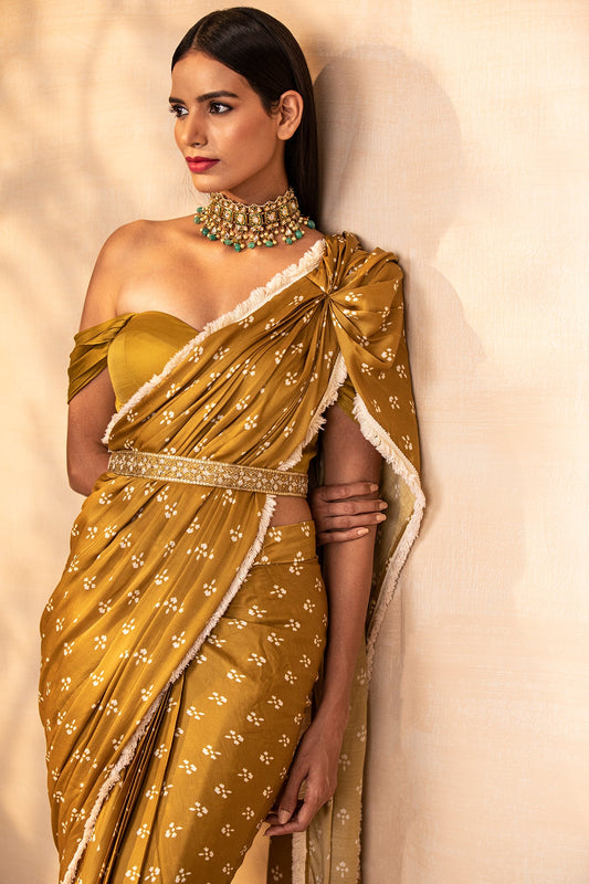 Musturd Pre Draped Printed Saree Set
