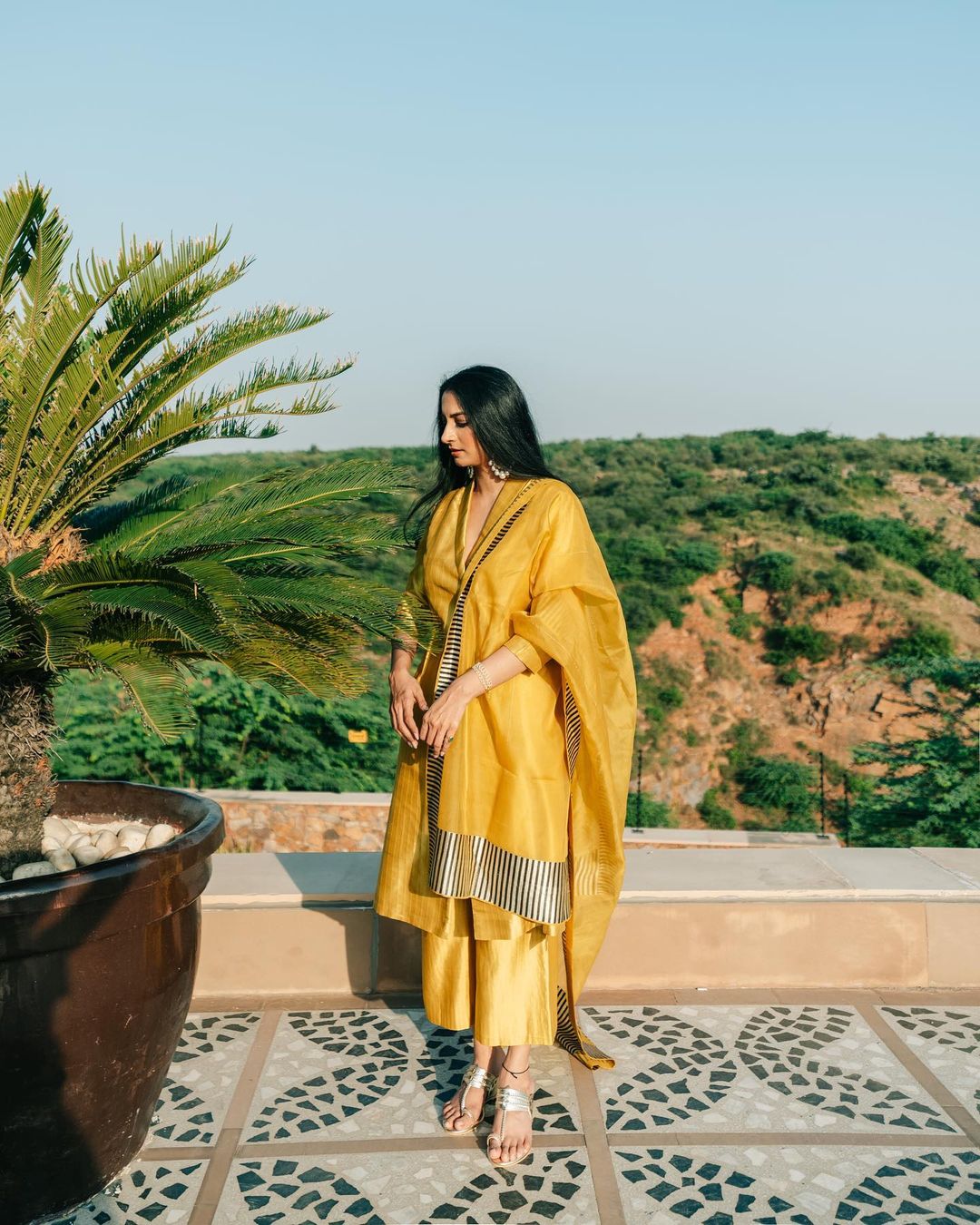 Rasna Bhasin in Midnight Sun Shawl Collar Kurta Set