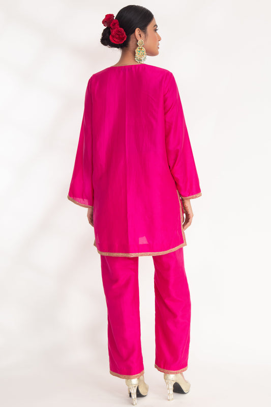 Aavya Kurta Set Magenta Pink