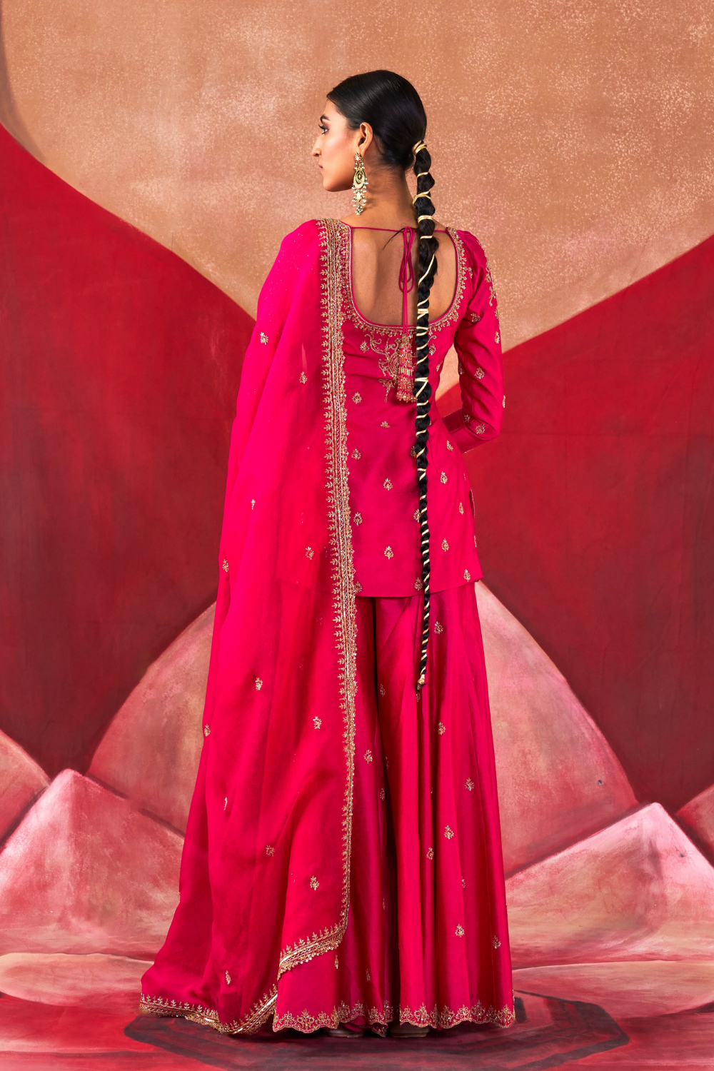 Vijayeeta Sharara Set