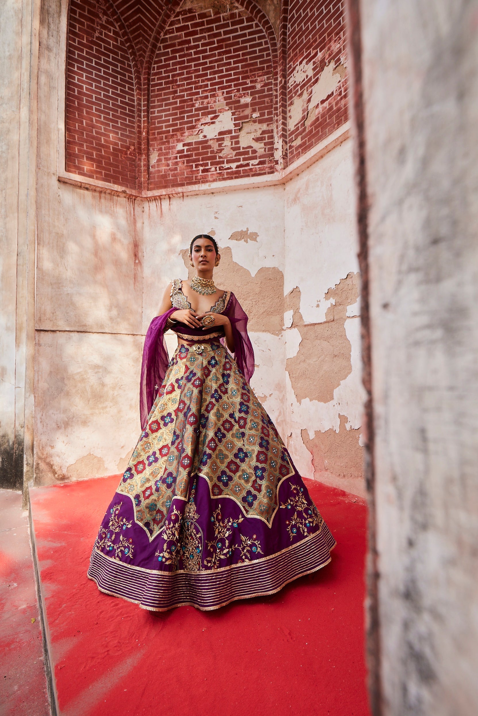 Women's Jamuni Woven Banarsi Jharoka Lehenga