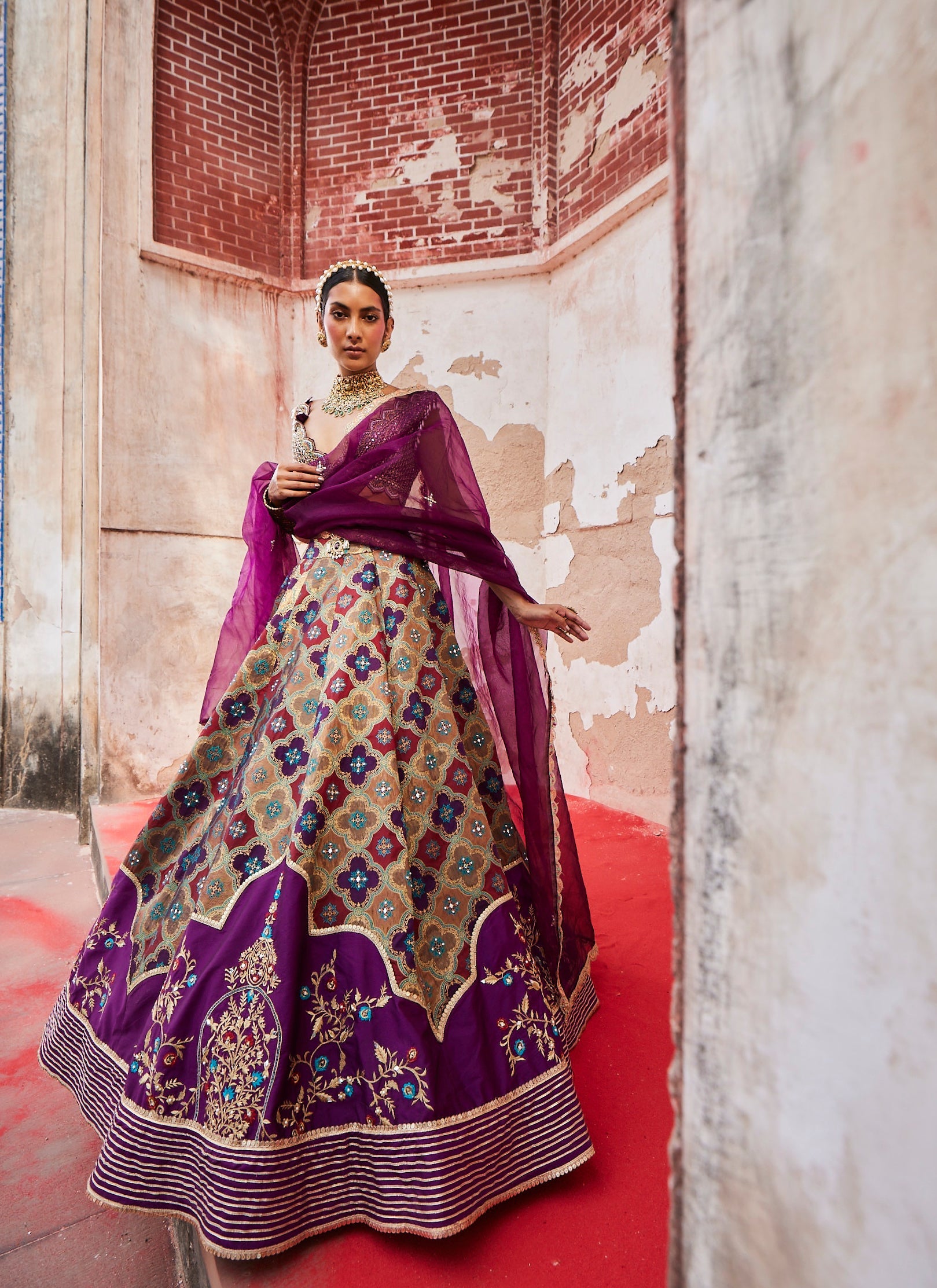 Women's Jamuni Woven Banarsi Jharoka Lehenga