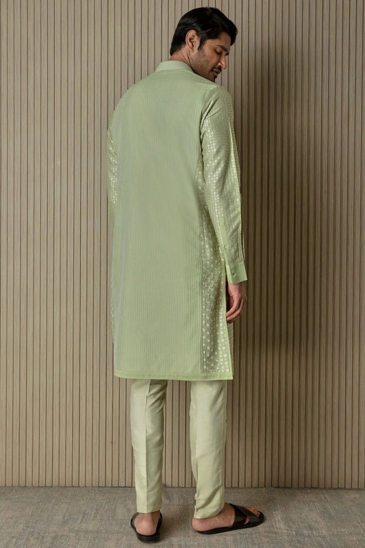 Minty Fresh: Mint Green Embroidery Resham Vertical Abstract Kurta - Asuka Couture
