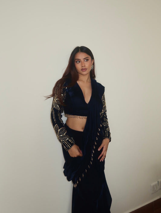 DIVITA IN LAYLA VELVET SAREE