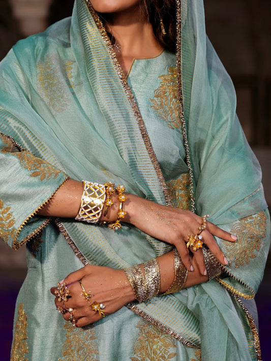MAHIKA