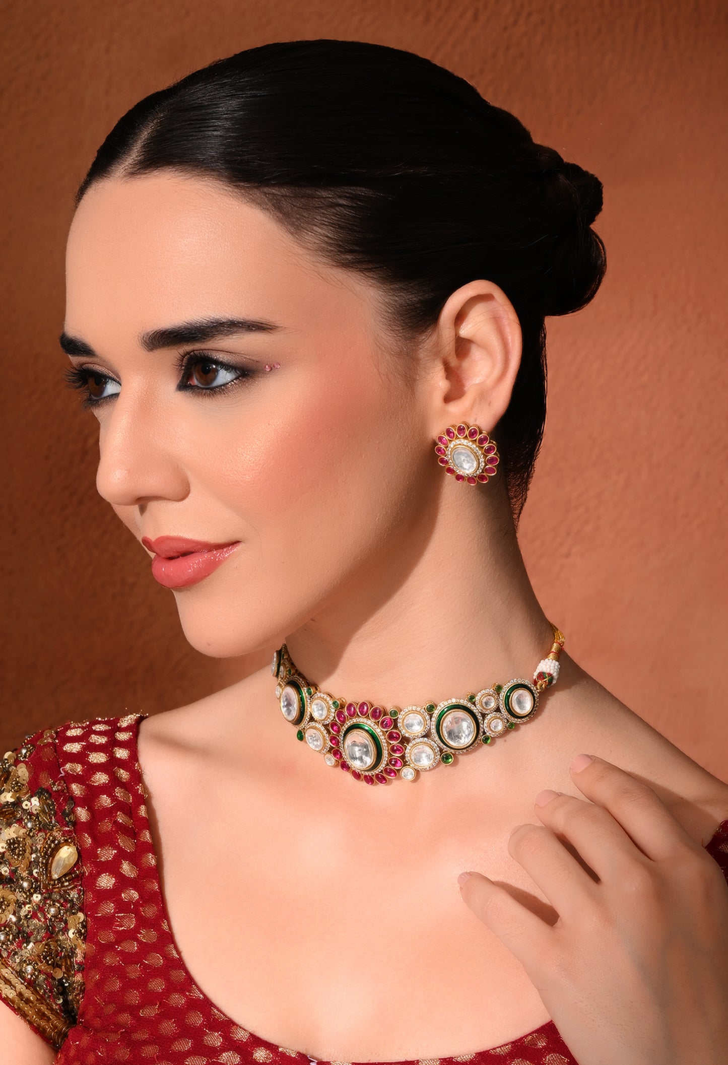 Gold plated ethnic chokar set with earings