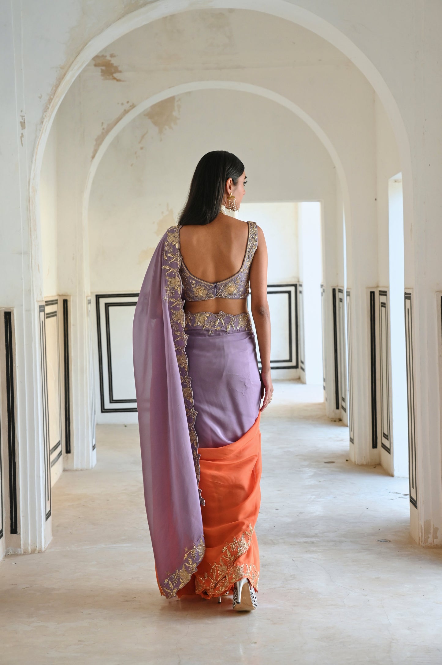 LILAC-ORANGE OMBRE FLORAL EMBROIDERED BORDER SAREE WITH V-NECK BLOUSE- EC-SA-RAHI25-20- LilacOrange