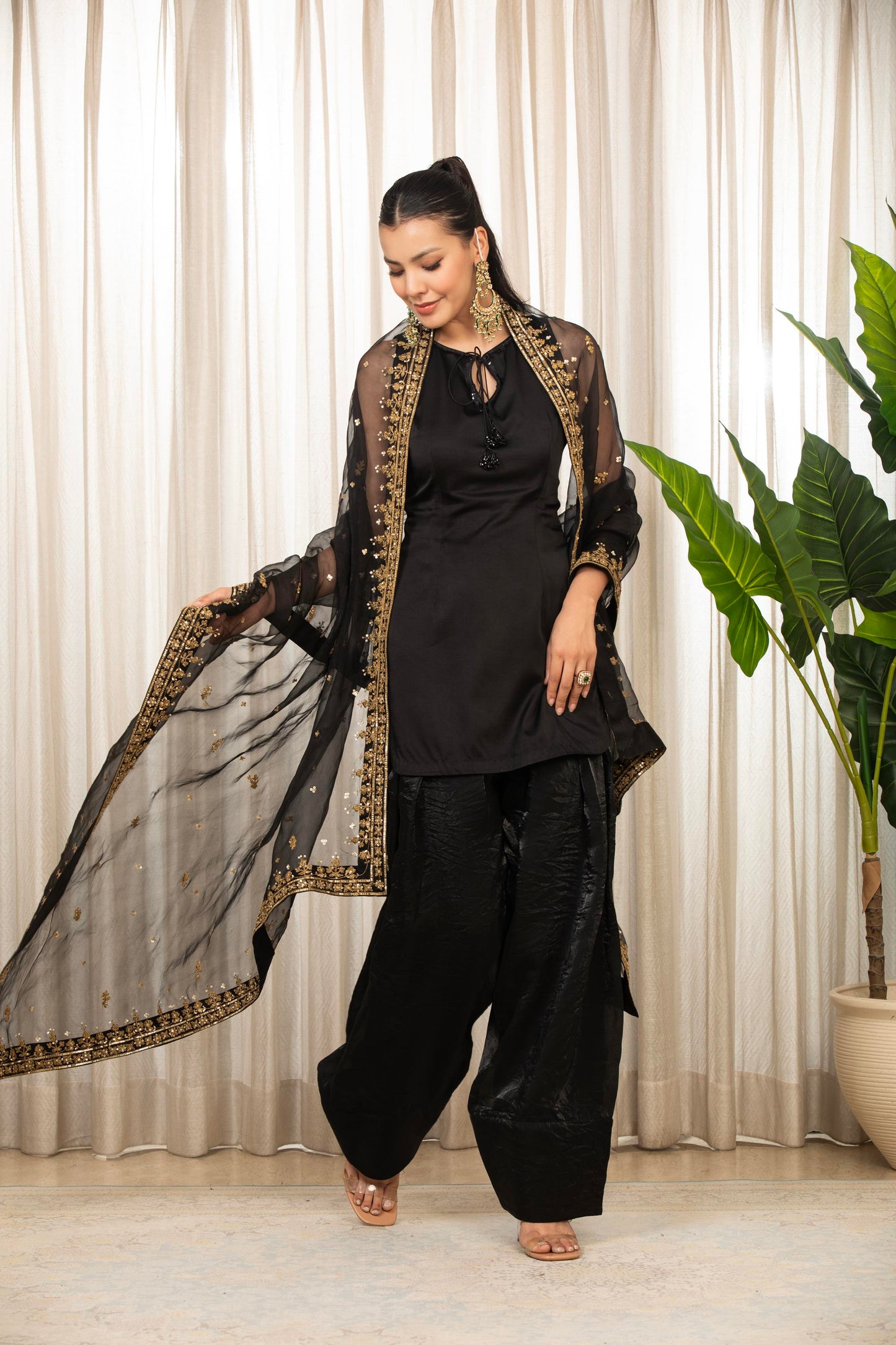 Siyah Salwaar Set