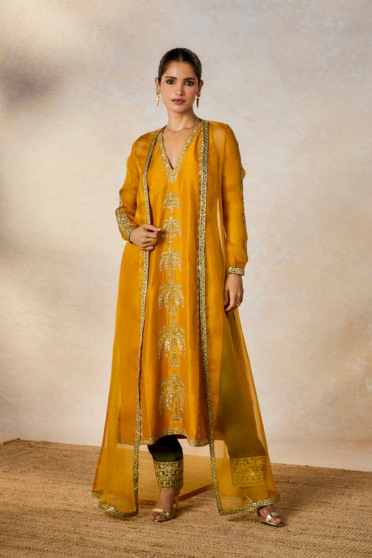 The Aam Panna Kurta Set