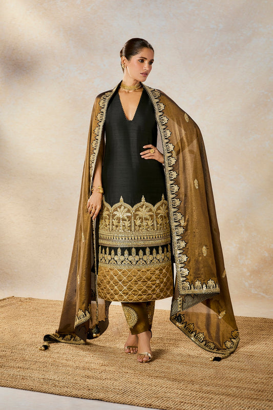The Kala Khatta Salwar Set