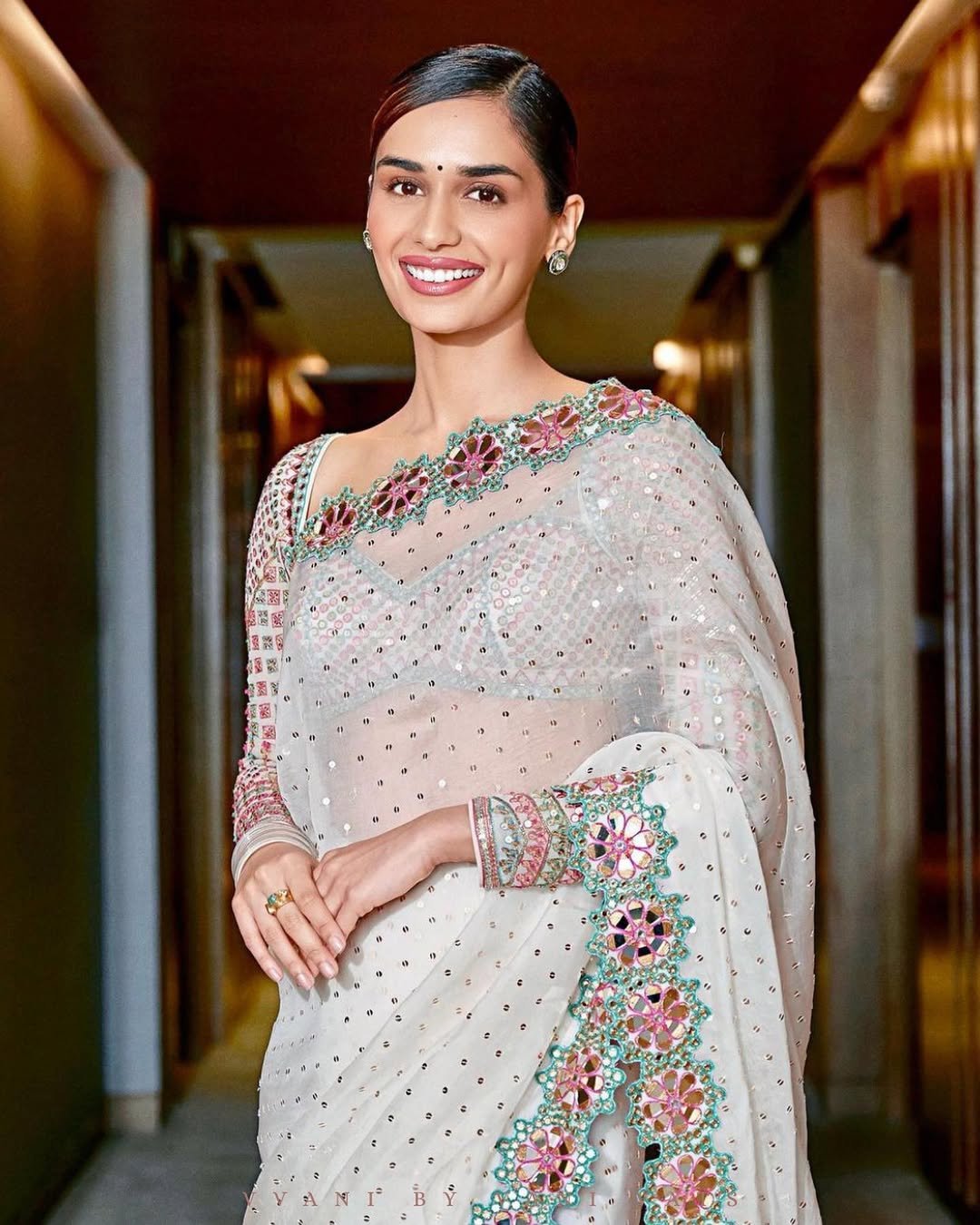 MANUSHI CHHILLAR In White Hand Cut Mirror Border Saree Set