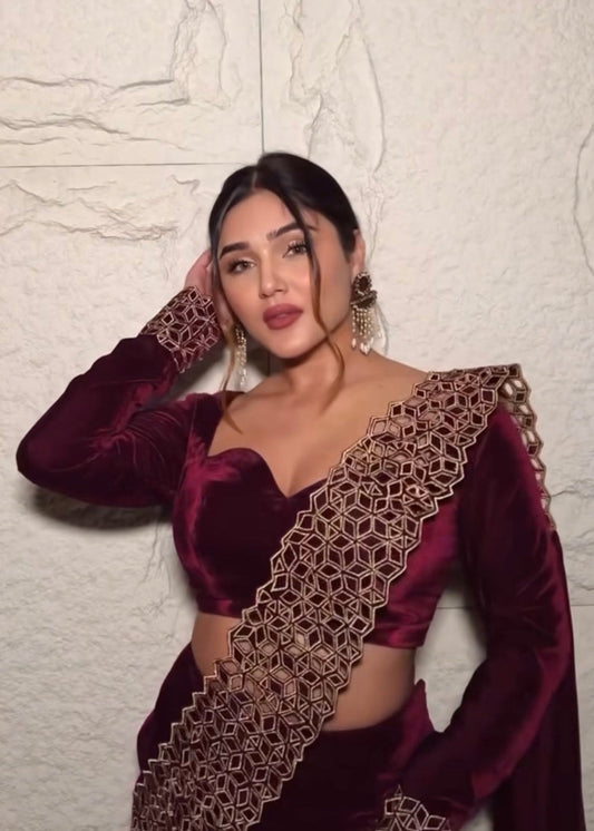 KHUSHI IN SAHAR SET