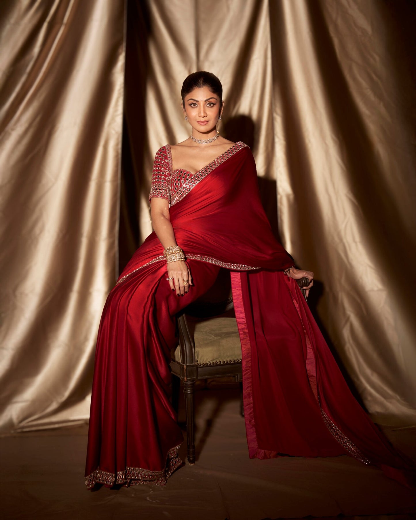 Crimson Red Satin Mirror Saree Set ( SHILPA SHETTY )