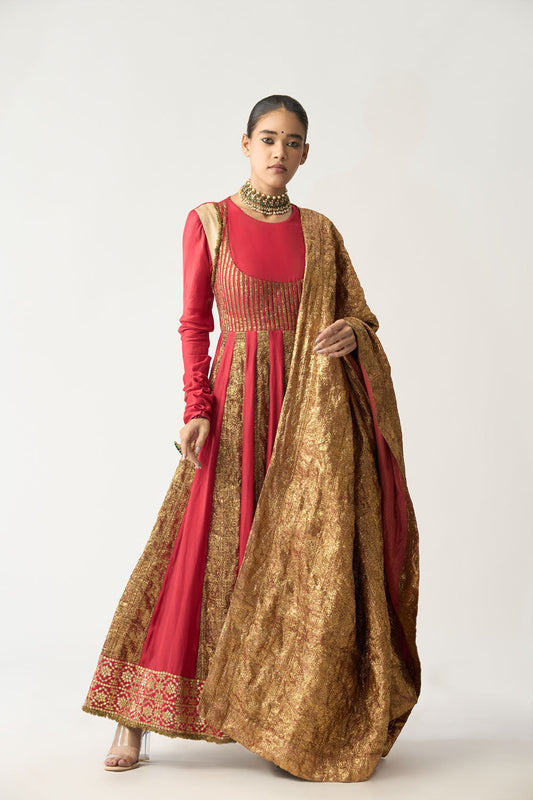 Roshini Laal Lampi Anarkali Dupatta Set