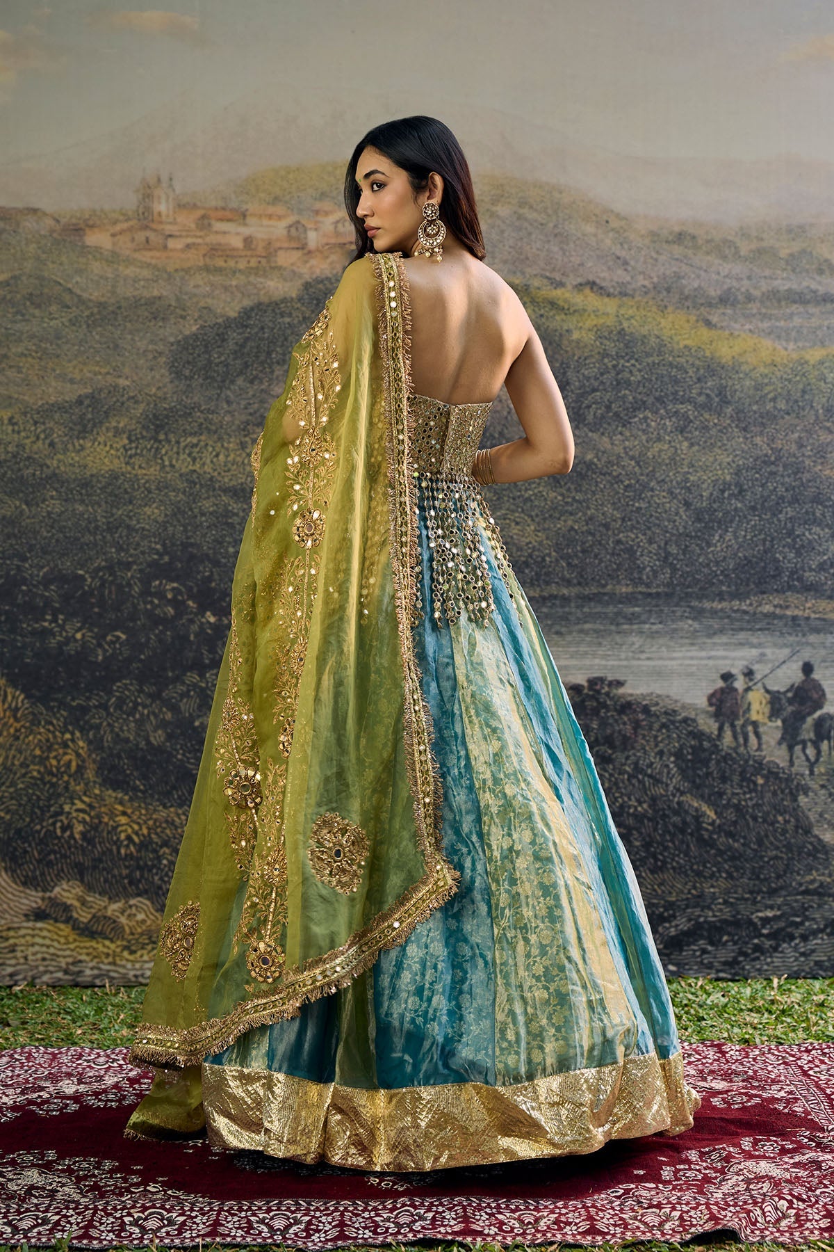 Myra Lehenga Set
