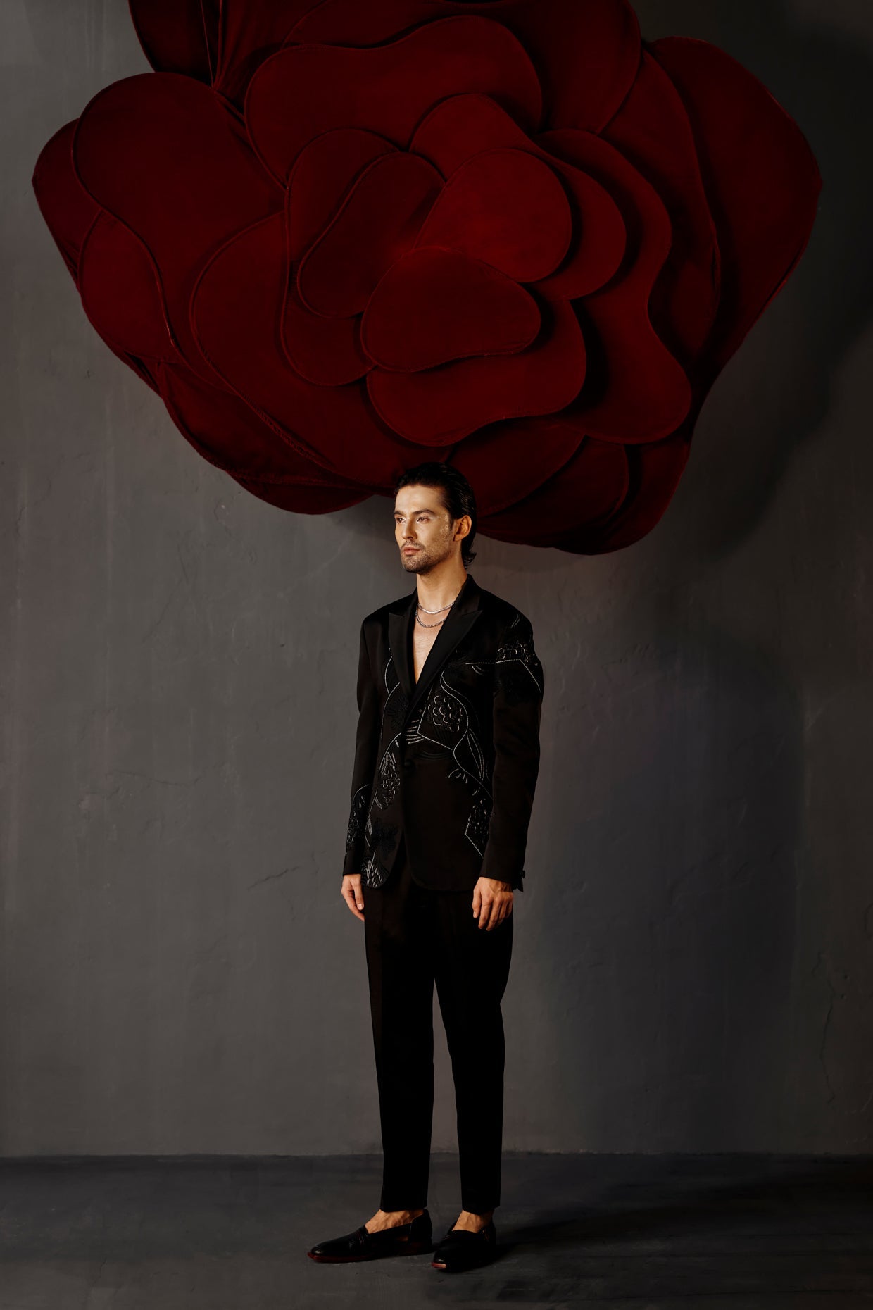 Pique Black Tux