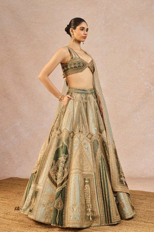 The 'Jaise Koi Sapna' Lehenga
