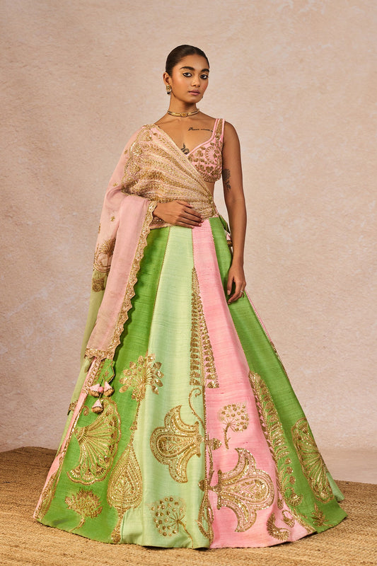 The 'Gulposh' Lehenga