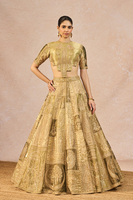 The 'Khwabon Ki Shehzadi' Lehenga