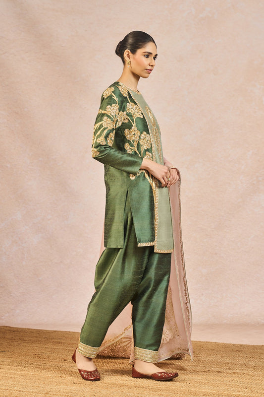 'Jaise Koi Sapna' Set