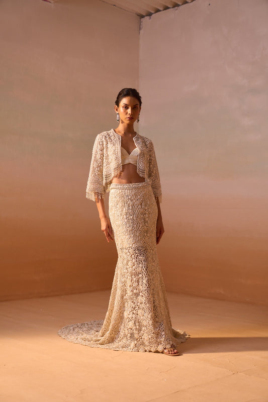 Mallika singhania In IVORY TRAIL SKIRT WITH PLEATED CROPTOP AND VEIL