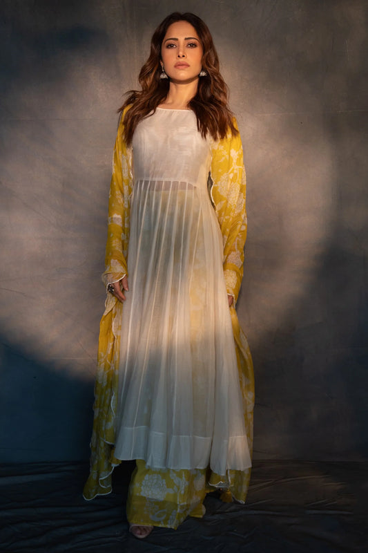 NUSHRATT BHARUCCHA IN THE LIVA ANARKALI SET – OFF WHITE