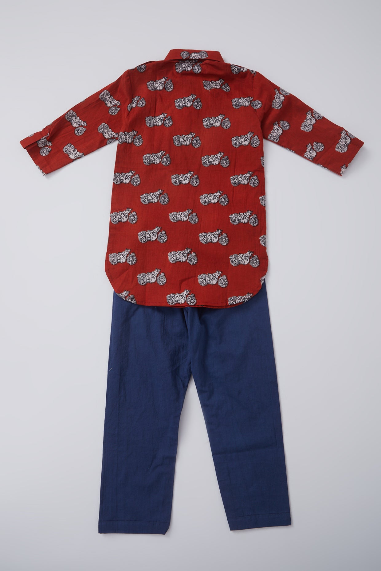 Red Printed Pathani Kurta Set For Boys by Pankhuri by Priyanka - Kids at Pernia's Pop Up Shop