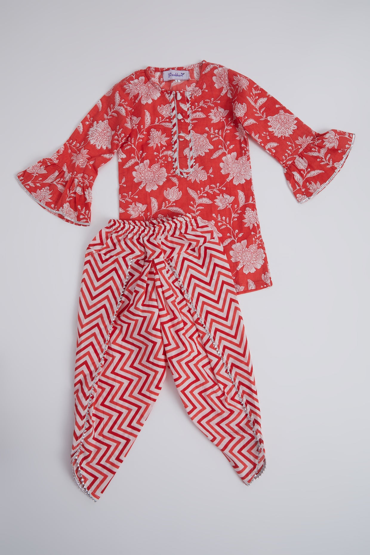 Red Floral Printed Kurta Set For Girls by Pankhuri by Priyanka - Kids at Pernia's Pop Up Shop