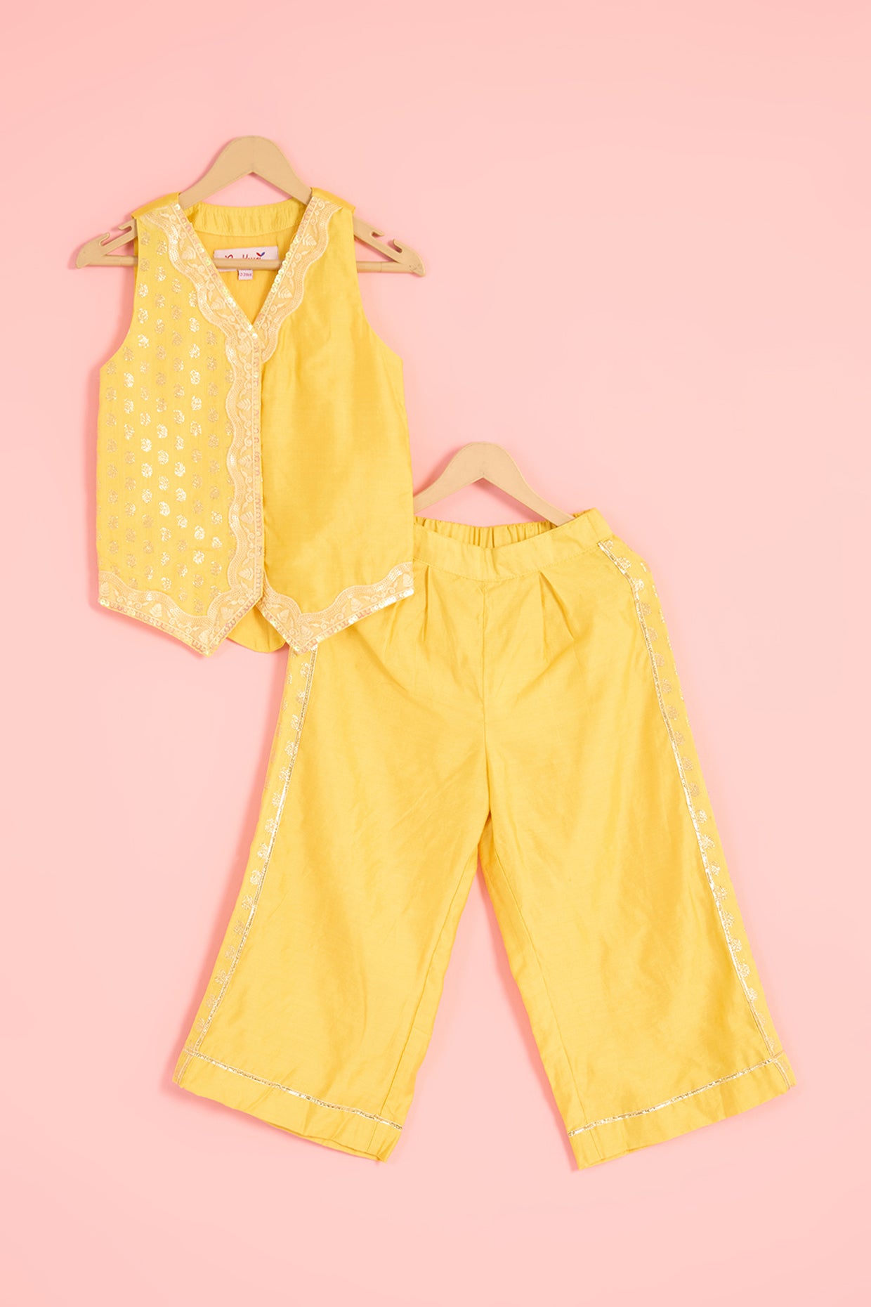 Yellow Zari Chanderi Zari Embroidered Waistcoat Set For Girls by Pankhuri by Priyanka - Kids at Pernia's Pop Up Shop