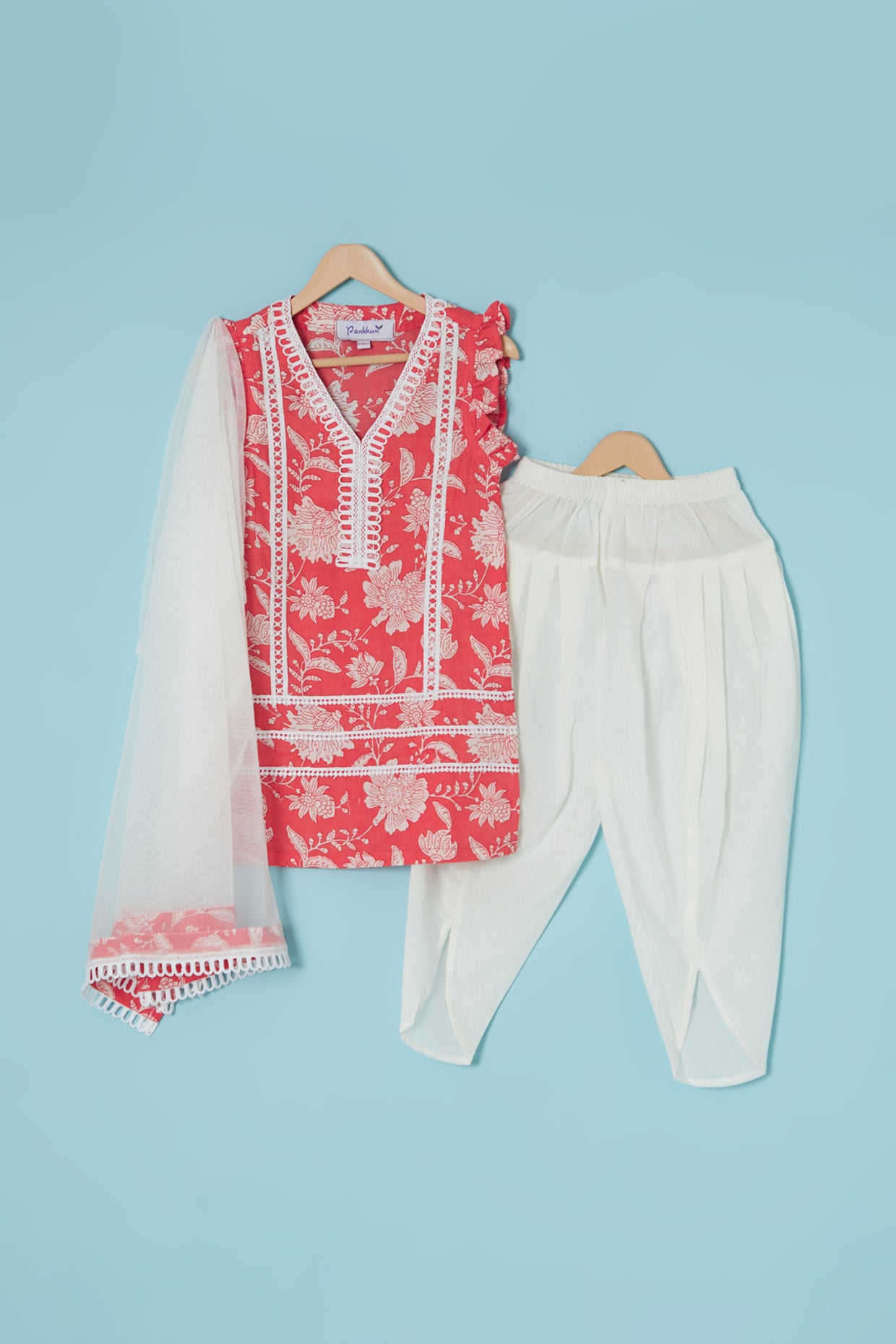 Red Cotton Floral Printed Kurta Set For Girls by Pankhuri by Priyanka - Kids at Pernia's Pop Up Shop