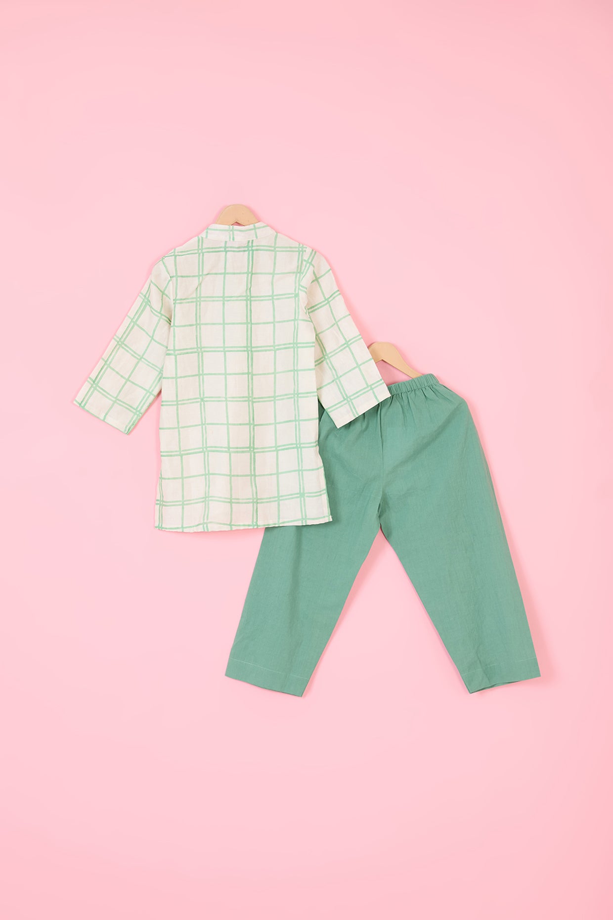 Green Pure Chanderi Hand Block Printed Kurta Set For Boys by Pankhuri by Priyanka - Kids at Pernia's Pop Up Shop