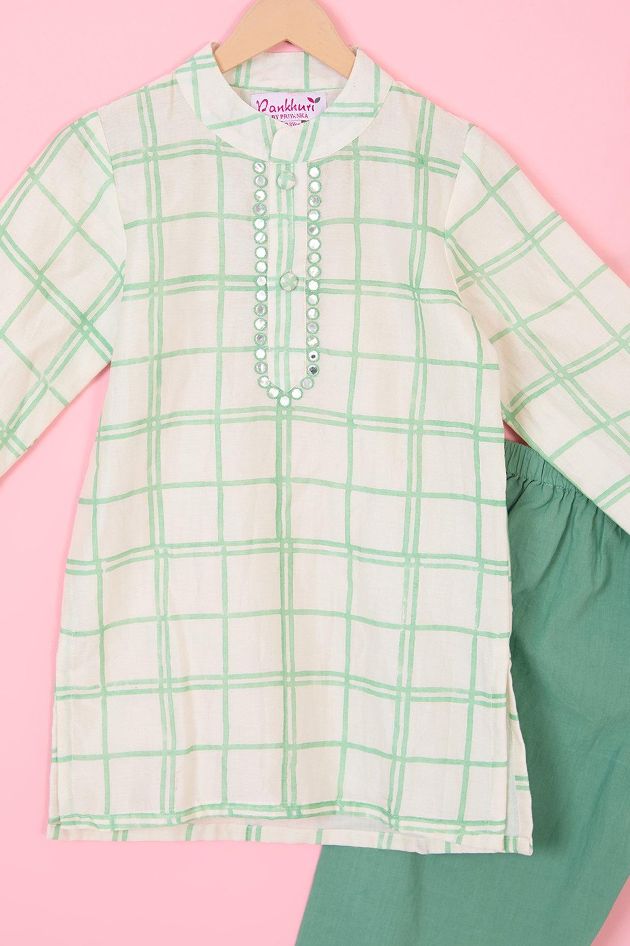 Green Pure Chanderi Hand Block Printed Kurta Set For Boys by Pankhuri by Priyanka - Kids at Pernia's Pop Up Shop