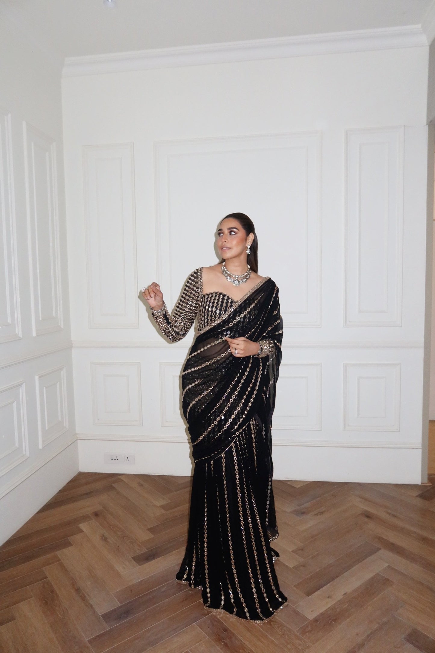 Summiyya In Black Pre Draped Saree Set