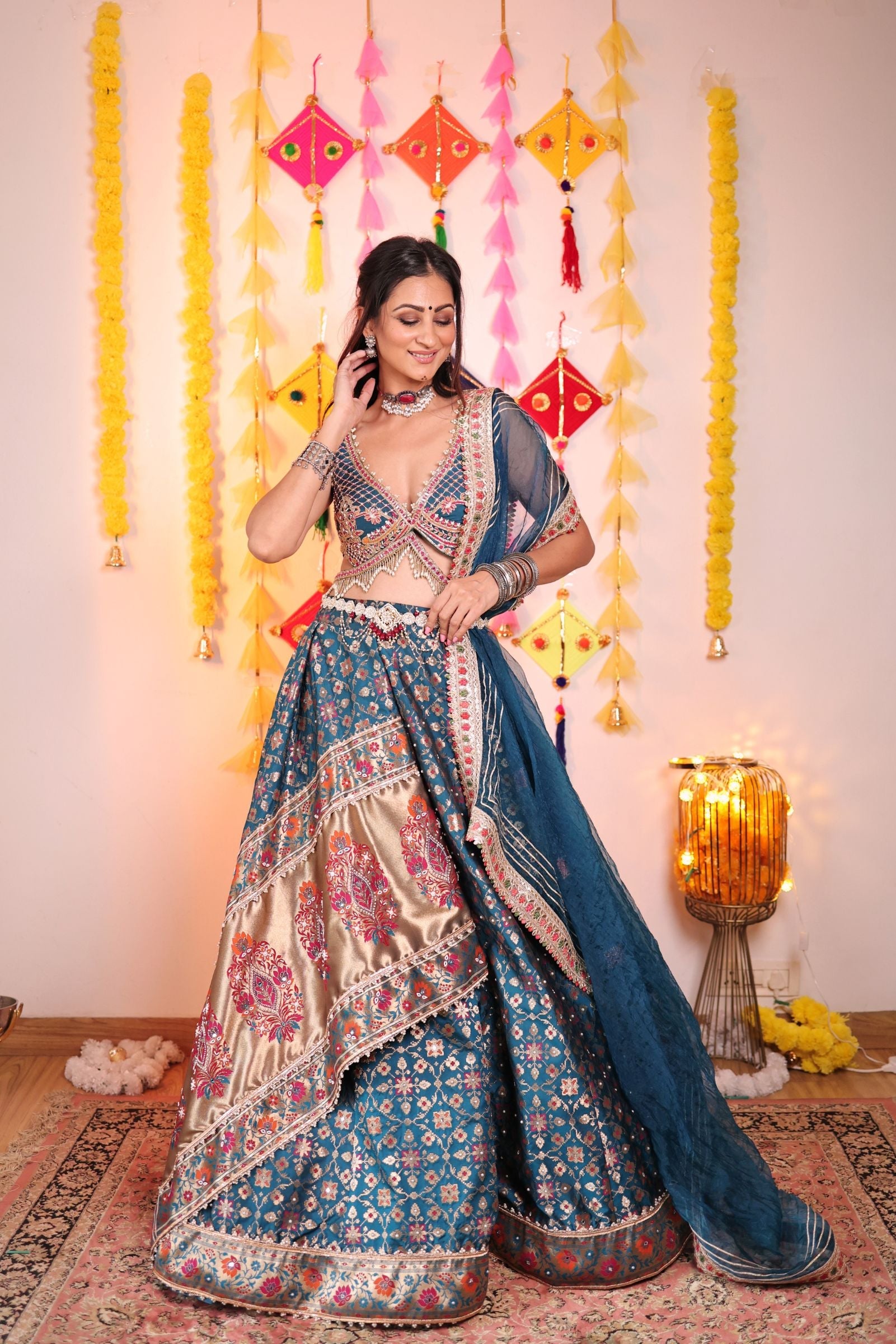 Women's Teal Patola Belted Lehenga Set