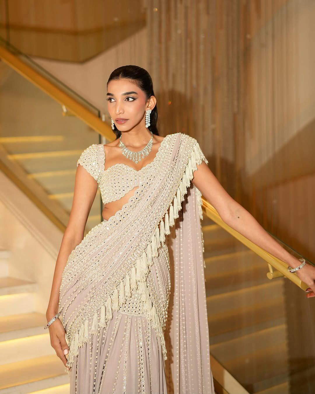 Juhi godambe In Ash Pink Chandelier Pearl Drop Saree Set