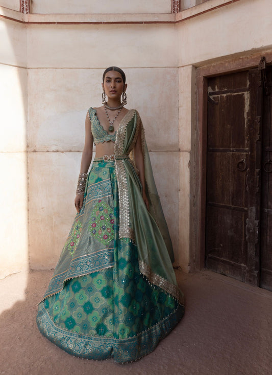 Women's Green Woven Banarsi Chanderi Lehenga