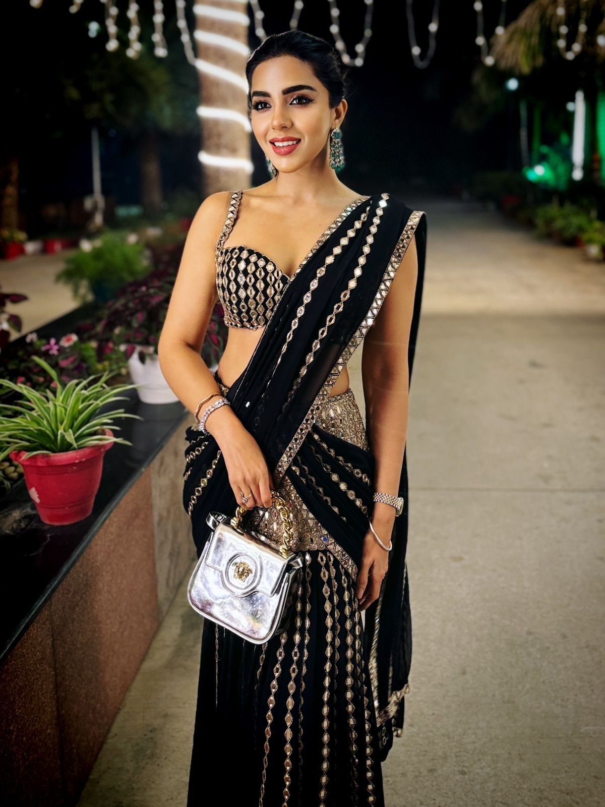 BAHAAR DHAWAN In Black Pre Draped Saree Set