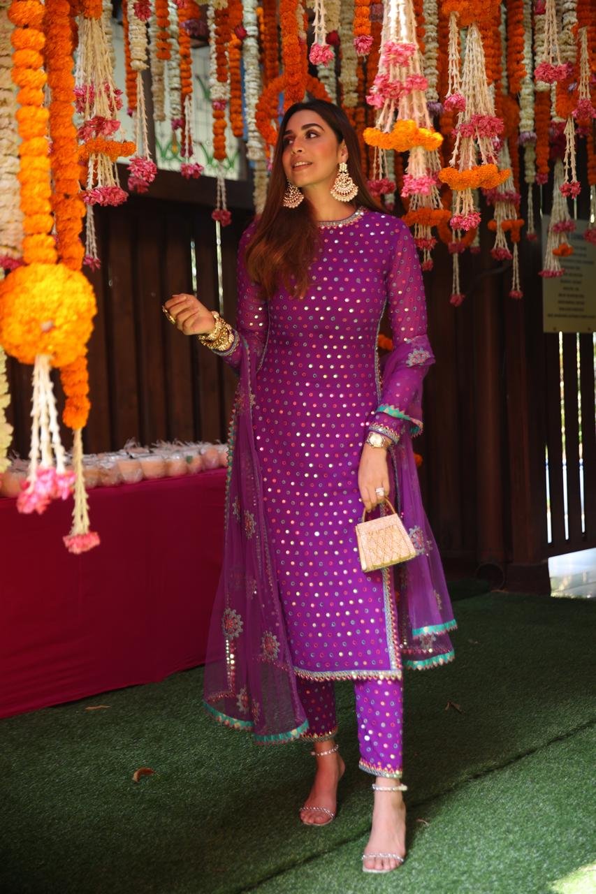 SUMMIYYA In Purple Multicolour Rang Kurta Set