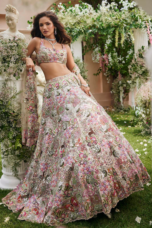 SURABHI CHOPRA MEHENDI LEHENGA
