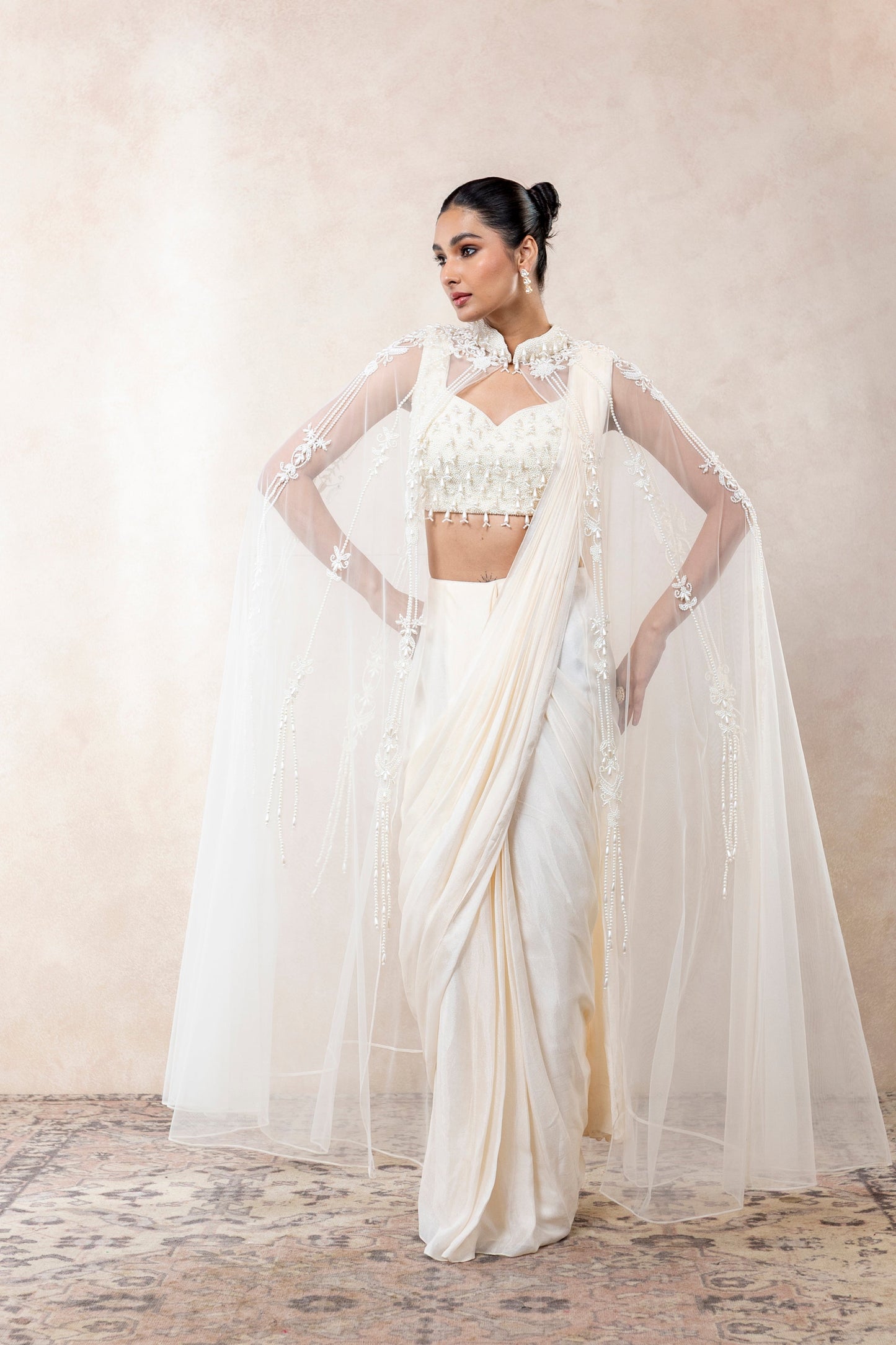 TARAANA CAPE SAREE