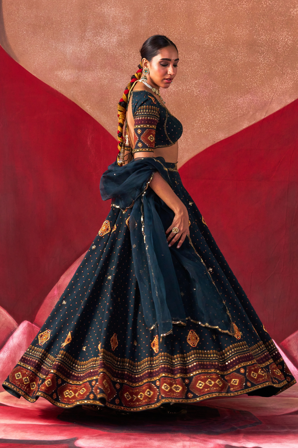 Menka Lehenga