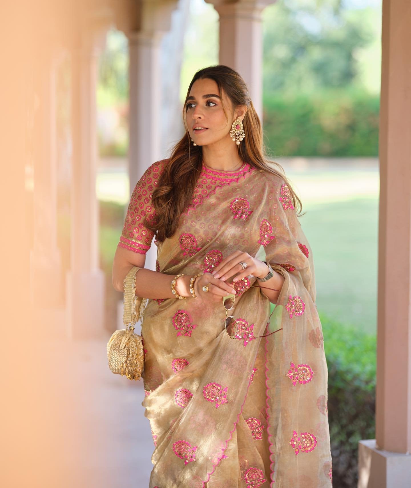 SUMMIYYA In Chand Golden Shimmer Organza Saree Set