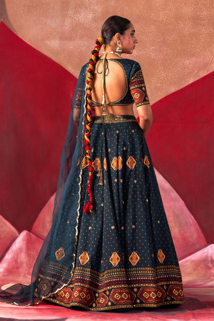 Aditi Rao Hydari in Menka Lehenga