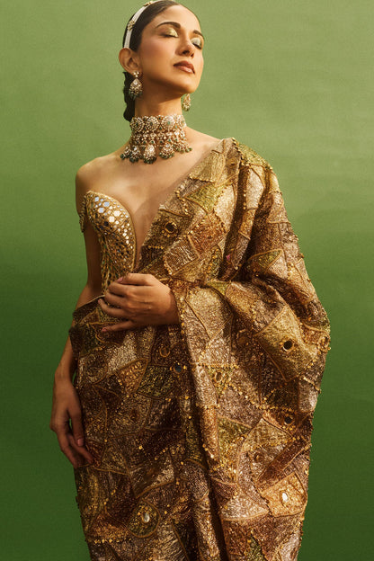 Rangrekha Saree Set