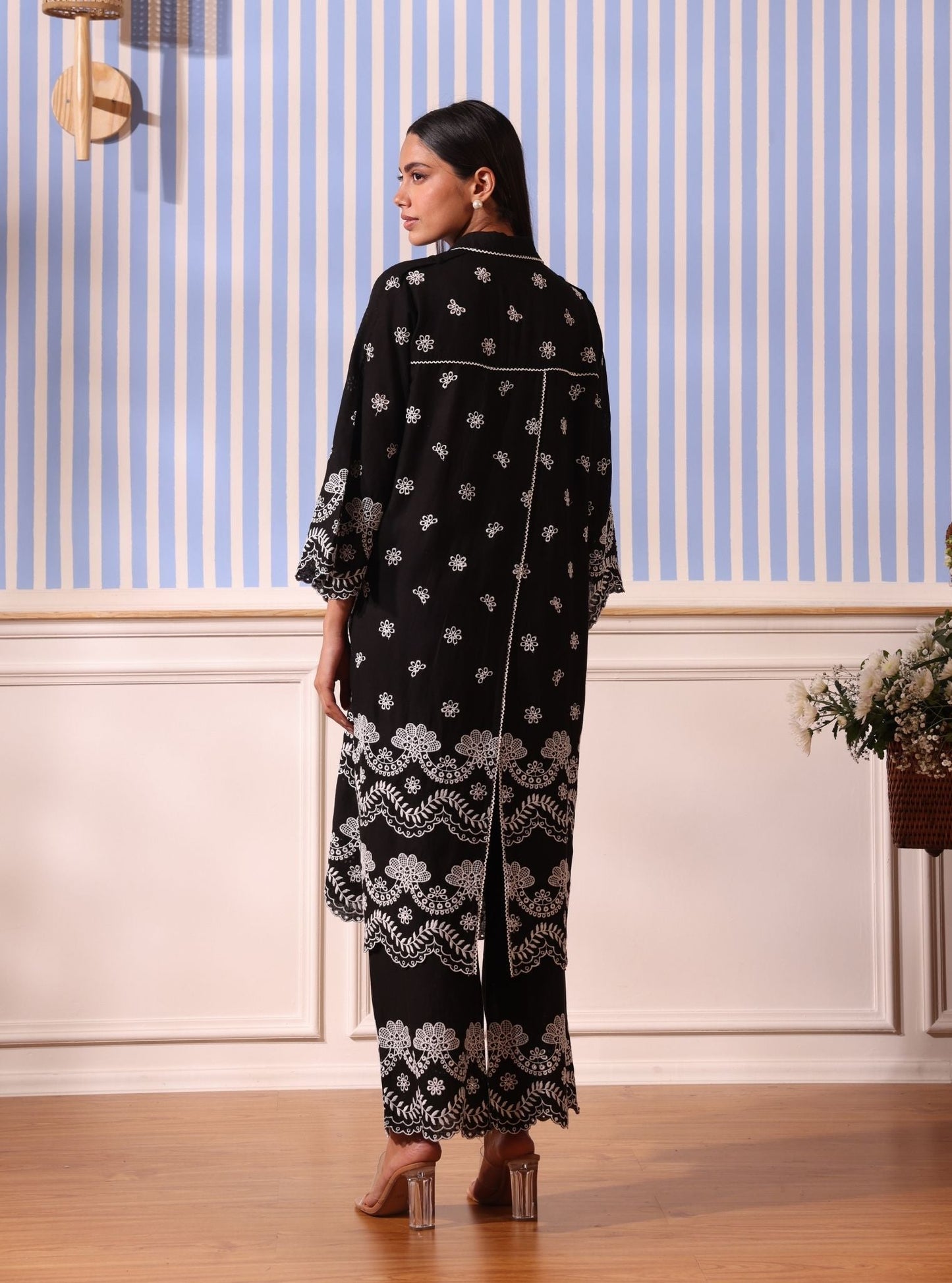 Mulmul Linen Odin Black Kurta With Mulmul Linen Odin Black Pant