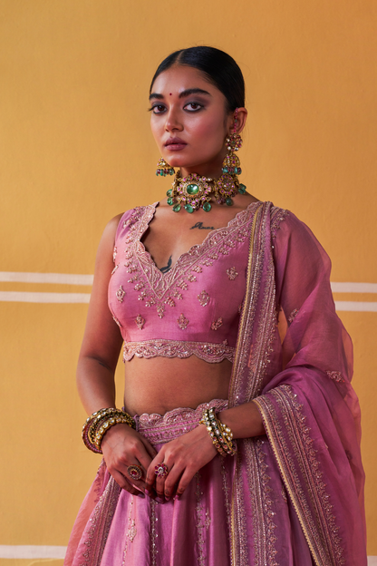 Kusum Lehenga