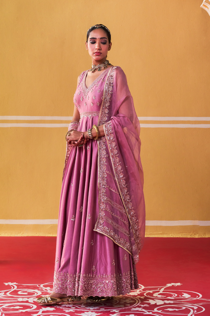 Aaisa Anarkali
